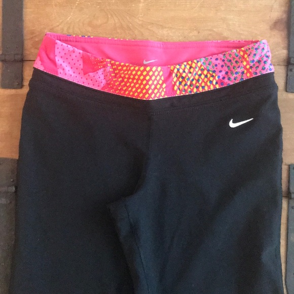 Nike Womens Black Workout/ Yoga Pants - Picture 4 of 6